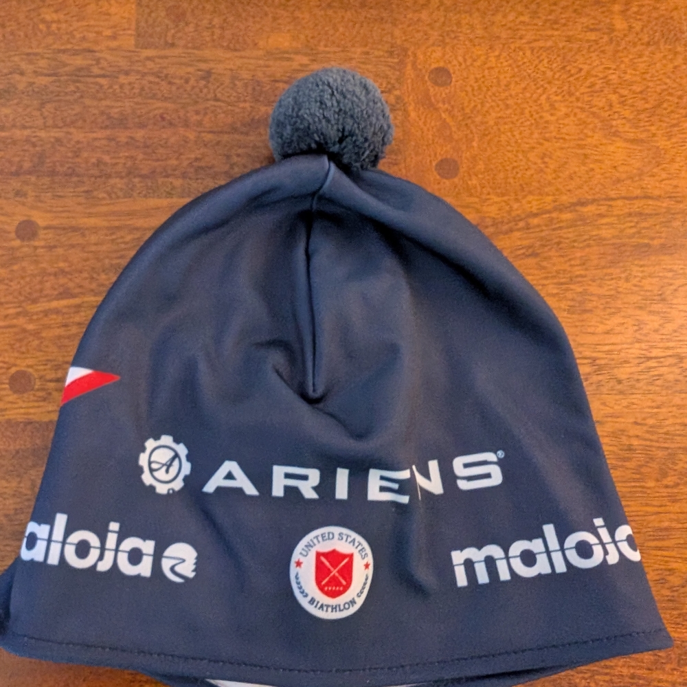 Maloja Navy Beanie with Pom